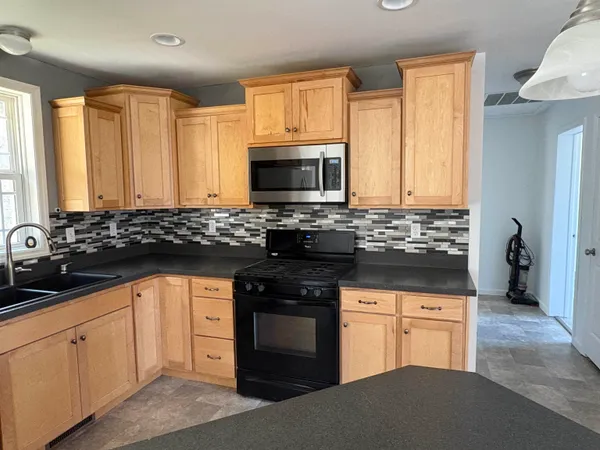 $299,000 | 327 Eagle Ledge Road, Worcester, VT 05682