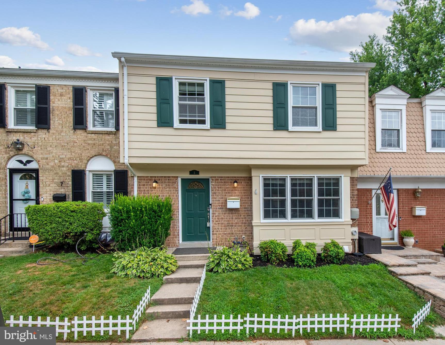 5 Ramsdell Court Gaithersburg, MD 20878 - Photo 1 of 36 Gallery Image 1