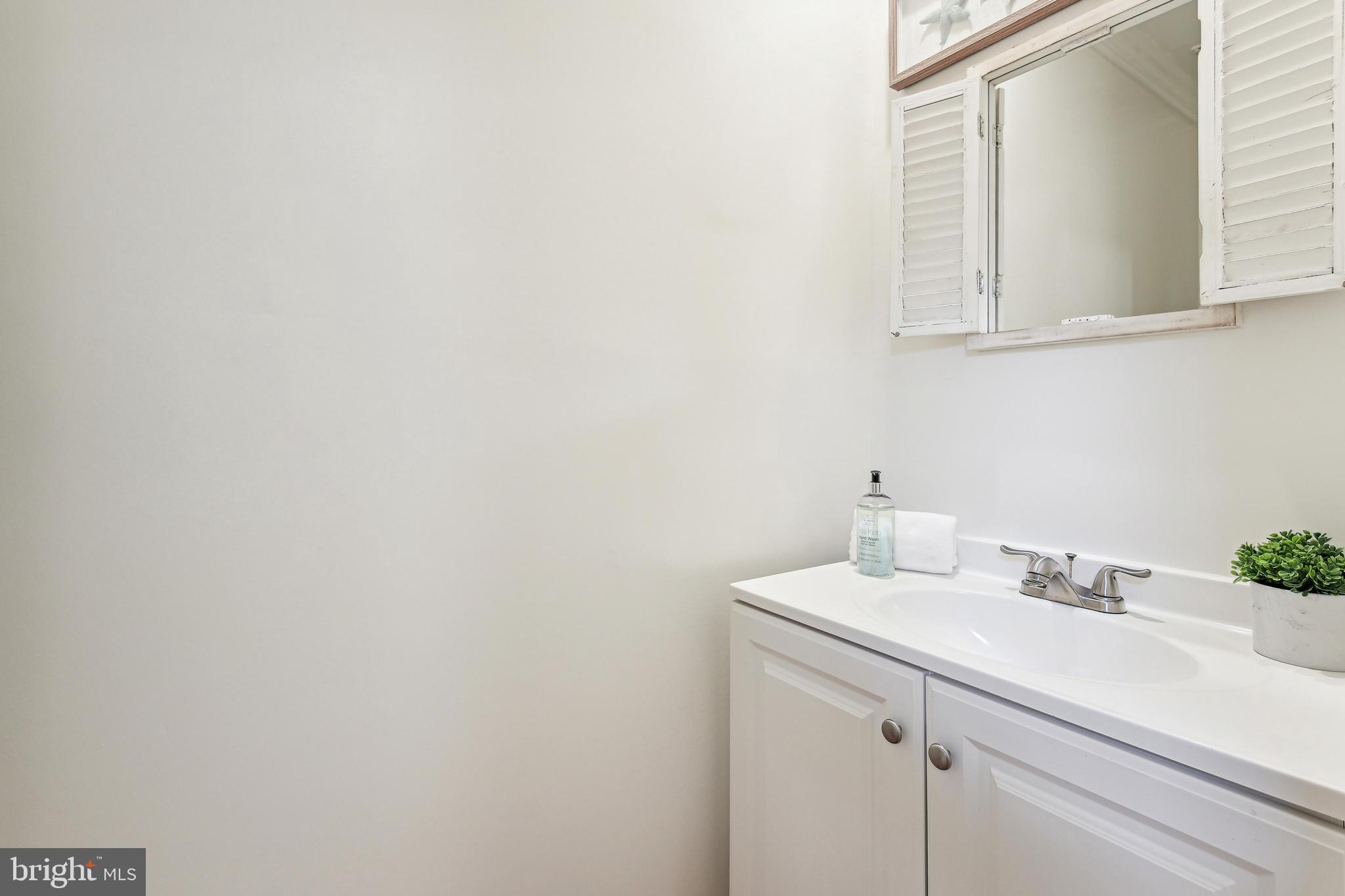 5 Ramsdell Court Gaithersburg, MD 20878 - Photo 14 of 36 Gallery Image 14