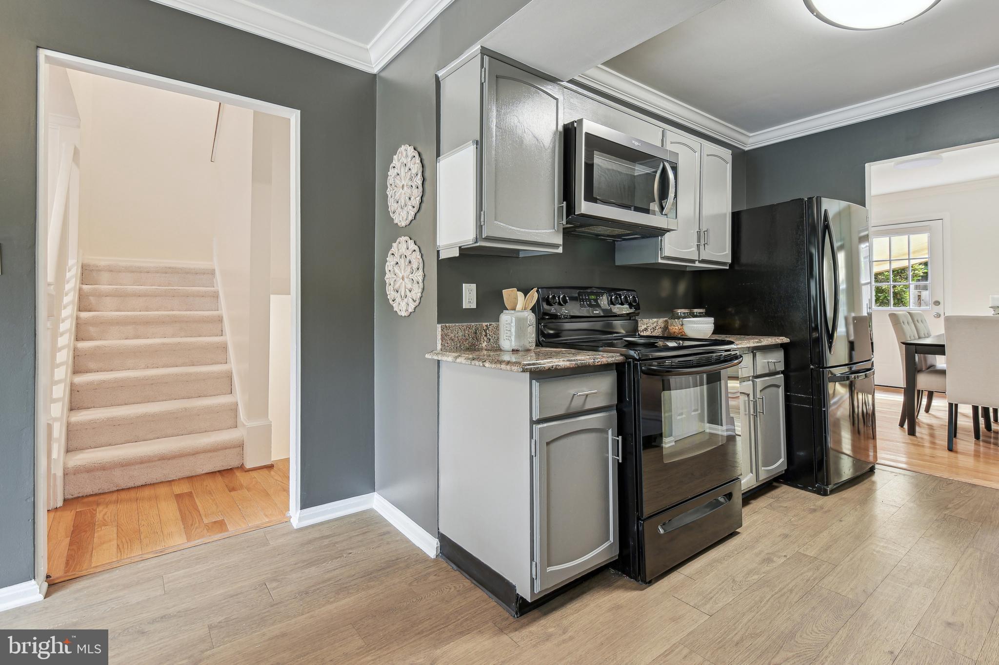 5 Ramsdell Court Gaithersburg, MD 20878 - Photo 7 of 36 Gallery Image 7
