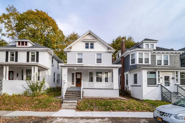 $214,000 | 226 6th Avenue, Troy, NY 12180