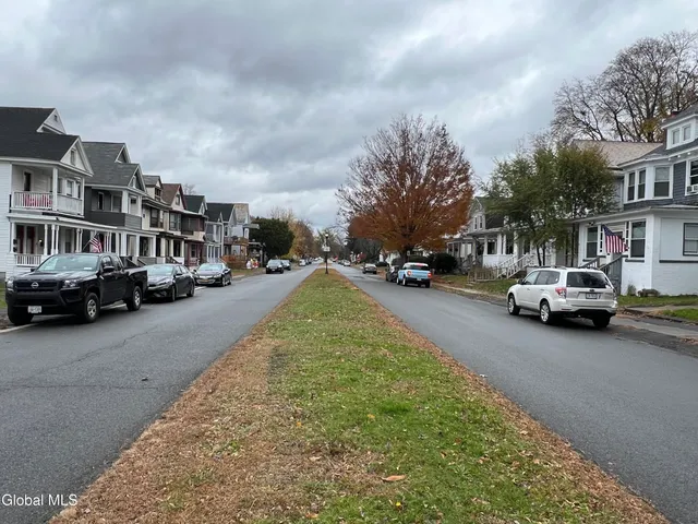 $214,000 | 226 6th Avenue, Troy, NY 12180