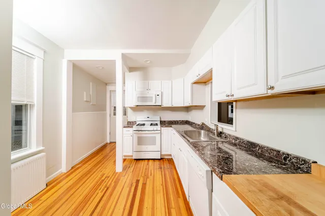 $214,000 | 226 6th Avenue, Troy, NY 12180