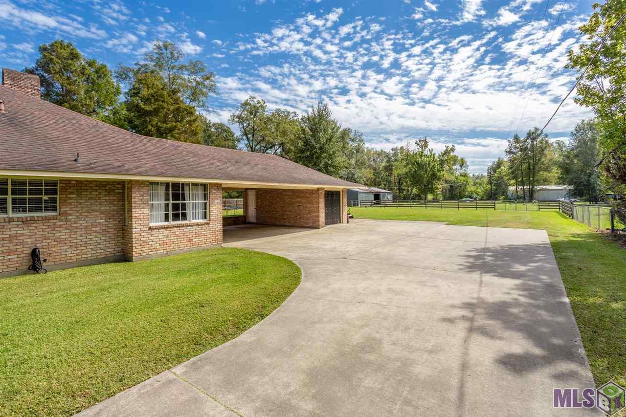 8747 Section Road Port Allen, LA 70767 - Photo 23 of 32