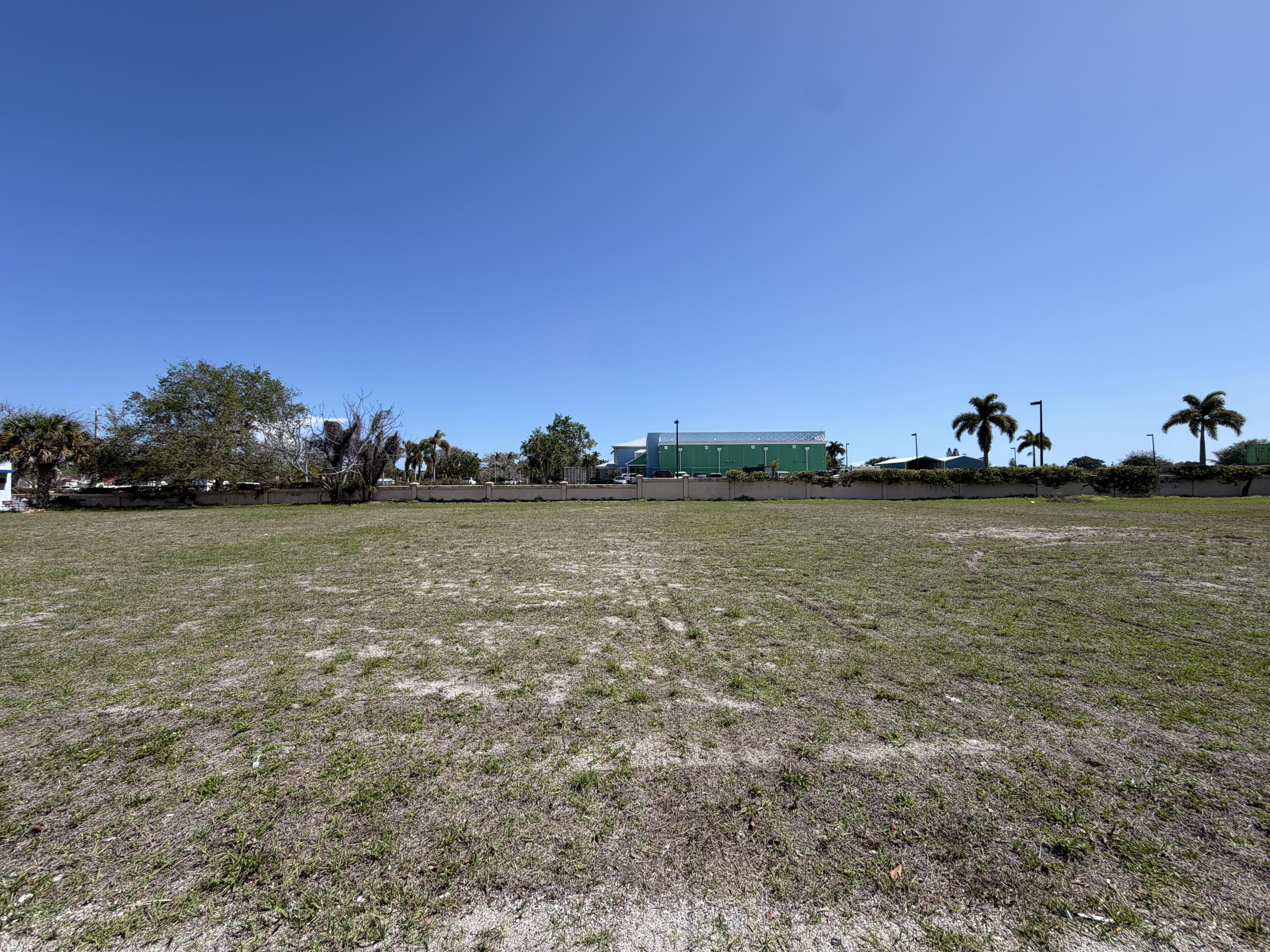 705 Southeast Tarpon Avenue Stuart, FL 34994 - Photo 1 of 3 a view of ocean with beach