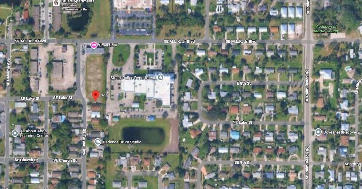 705 Southeast Tarpon Avenue Stuart, FL 34994 - Photo 3 of 3