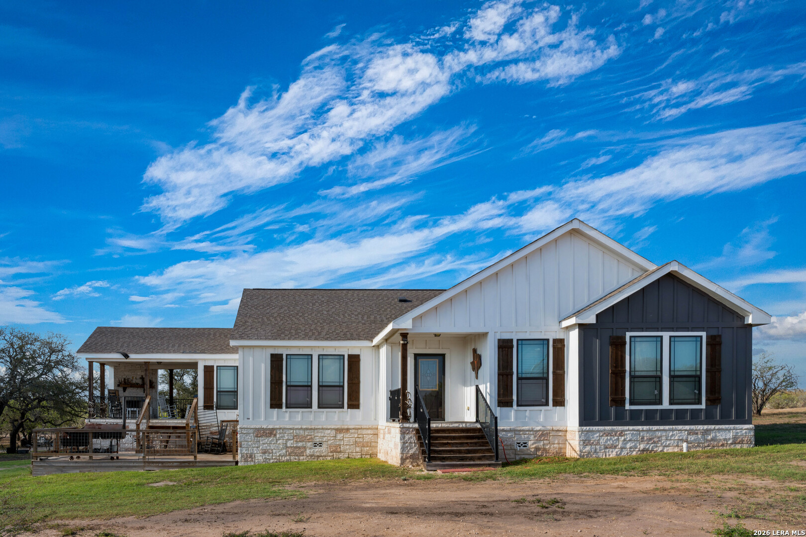 208 Well Pad Road George West, TX 78022 - Photo 2 of 48