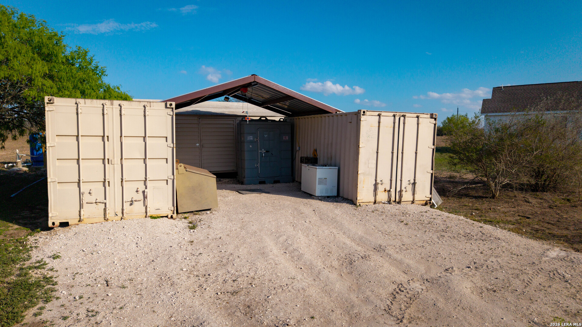 208 Well Pad Road George West, TX 78022 - Photo 37 of 48