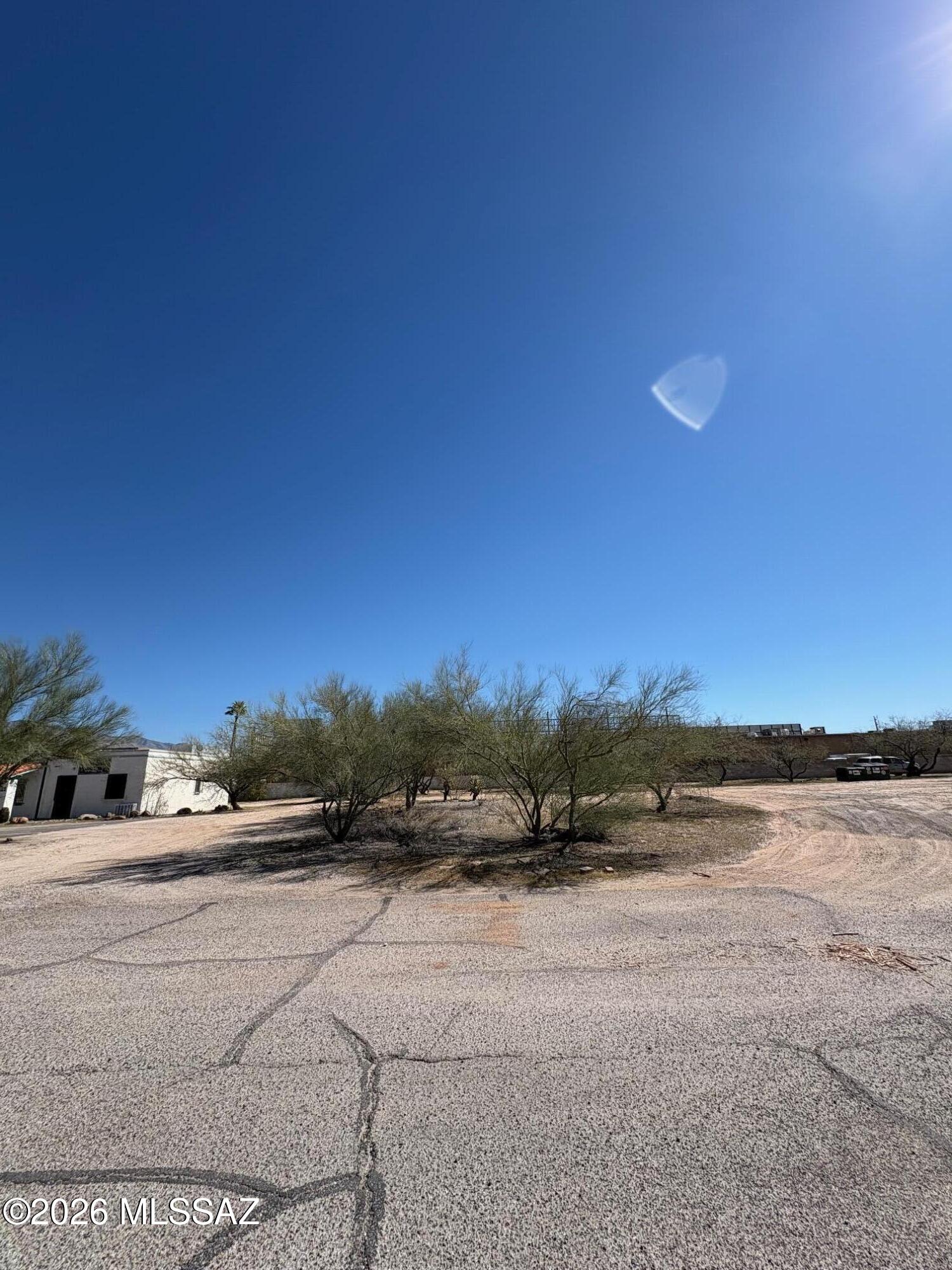 513 West Wetmore Road, Unit 9 Tucson, AZ 85705 - Photo 4 of 7