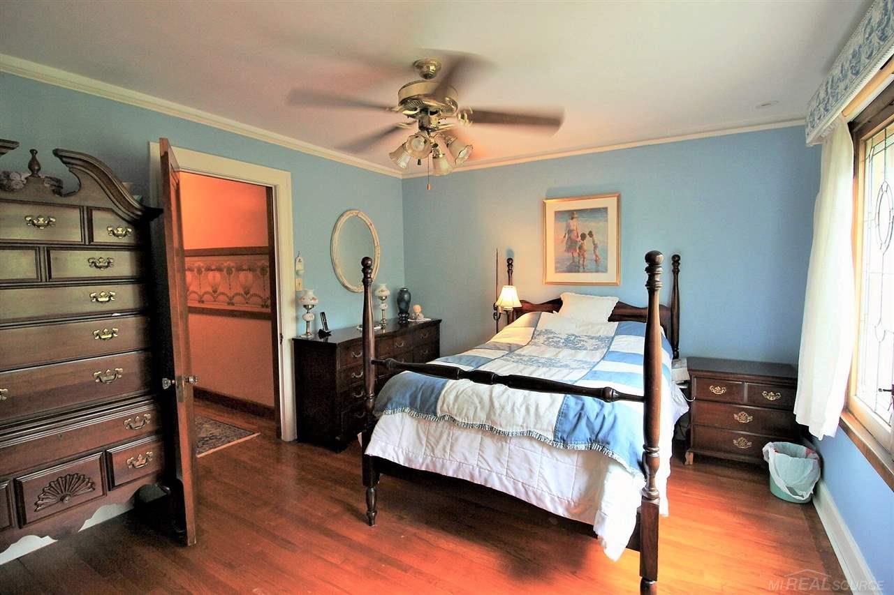867 Barrington Road Grosse Pointe Park, MI 48230 - Photo 41 of 53
