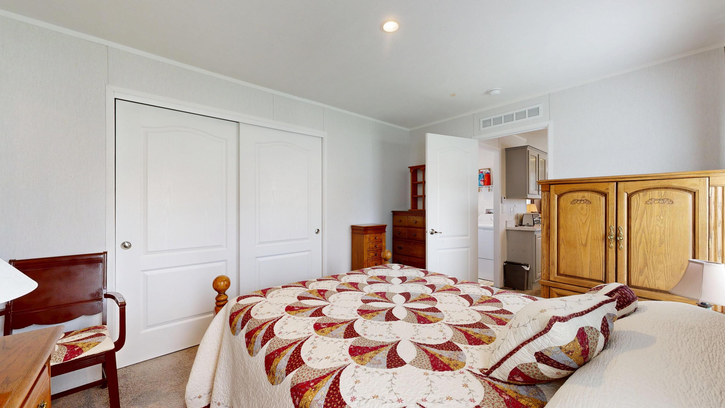 4 Sheldon Place Lewiston, ME 04240 - Photo 20 of 31 Bedroom