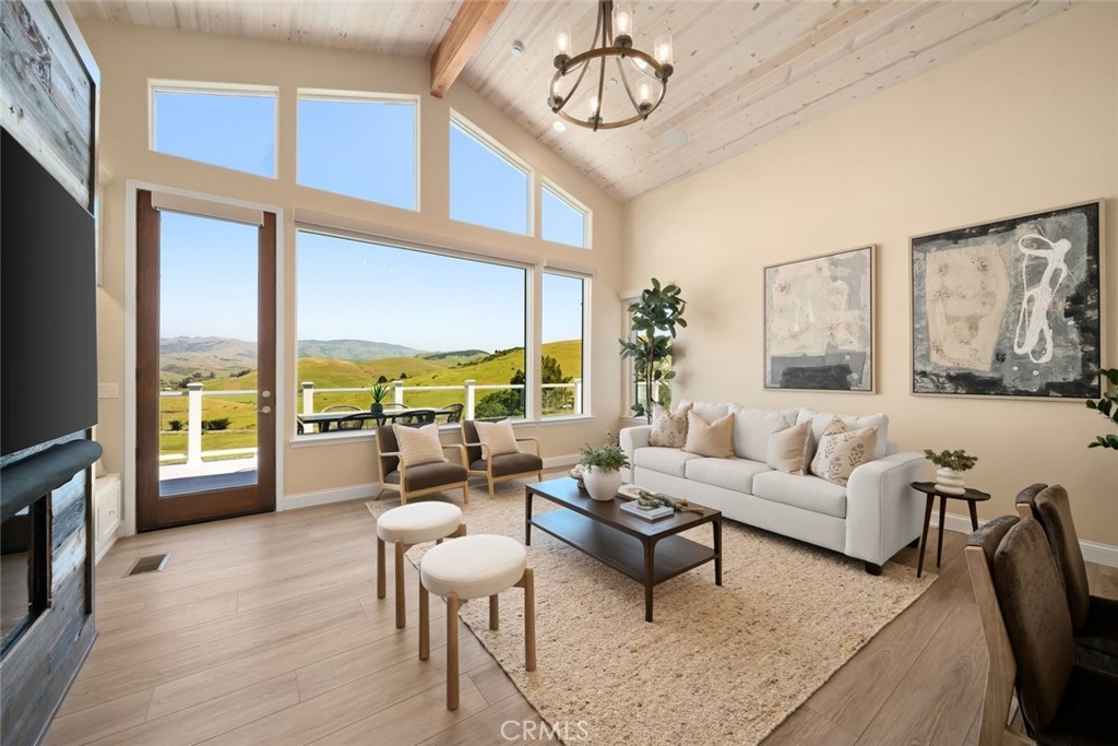 2786 Eton Road Cambria, CA 93428 - Photo 8 of 65