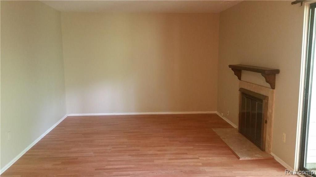 24387 Evergreen Road Southfield, MI 48075 - Photo 3 of 10
