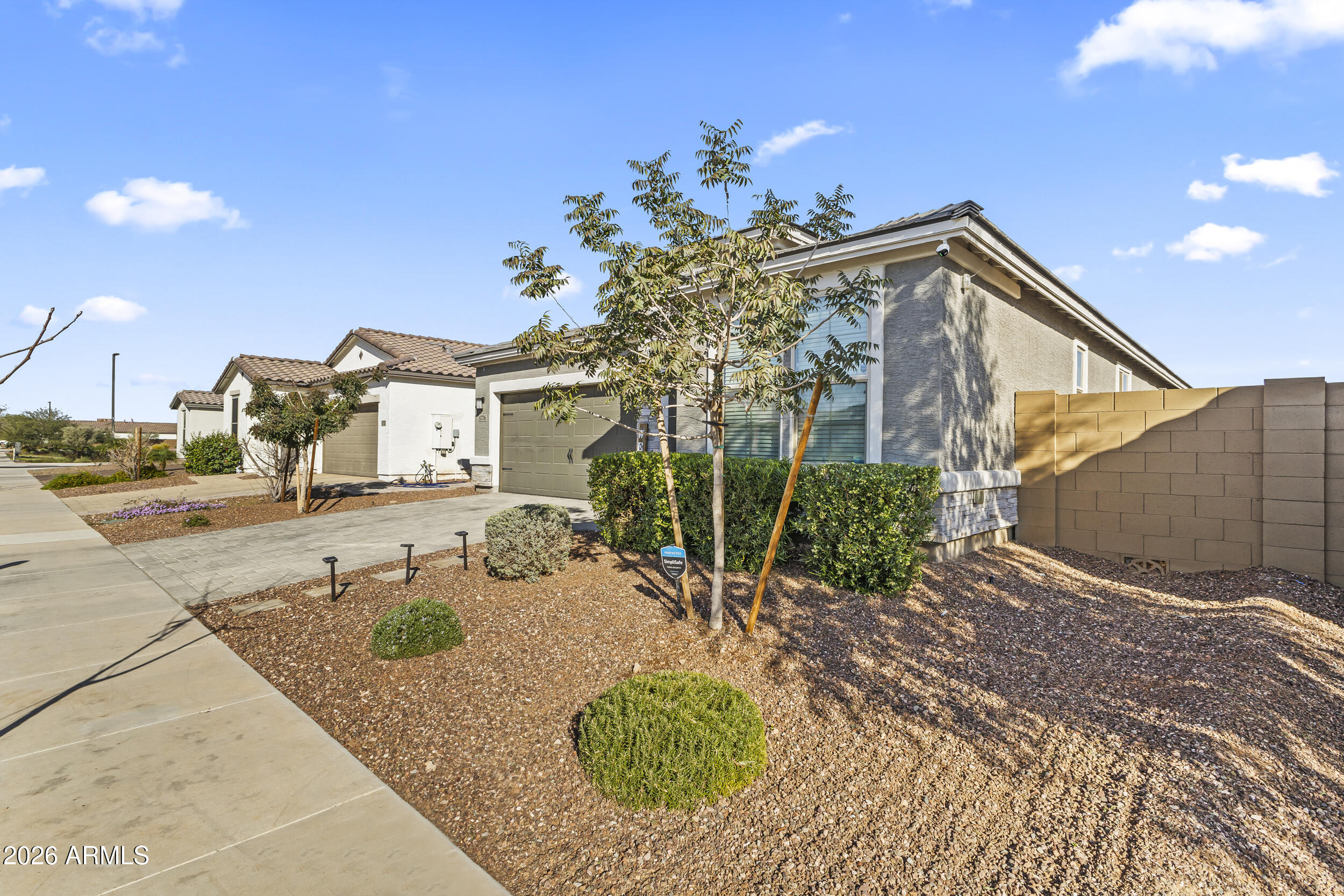 17726 West Bajada Road Surprise, AZ 85387 - Photo 3 of 41 3_03