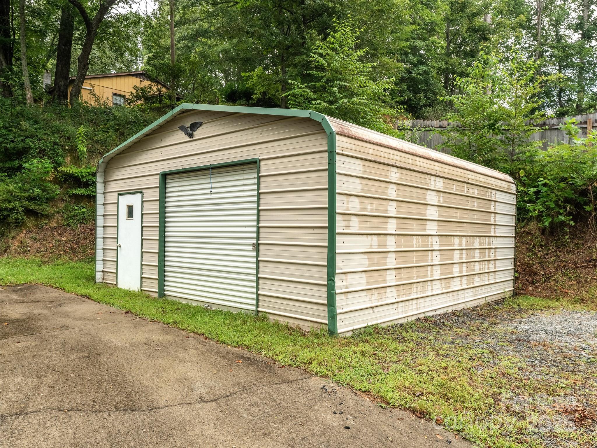 120 Wolf Pen Cove Road Brevard, NC 28712 - Photo 30 of 32 a view of outdoor space and yard