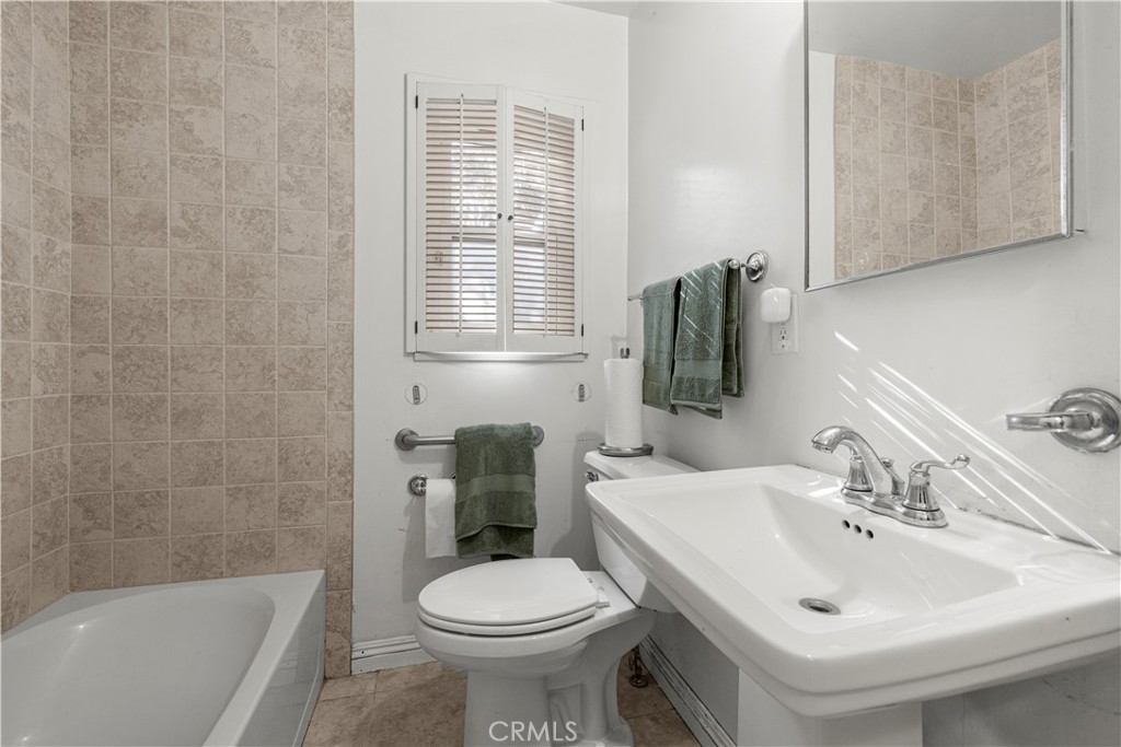 2736 West Court Street Rialto, CA 92376 - Photo 19 of 28 Gallery Image 19