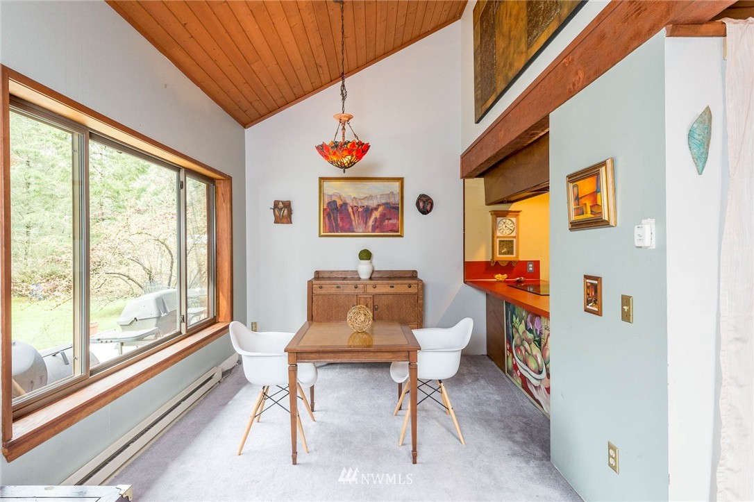 21421 Monument Road Southwest Vashon, WA 98070 - Photo 7 of 18
