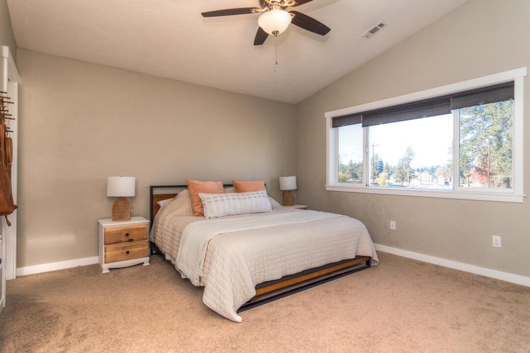 520 Southeast Reed Market Road Bend, OR 97702 - Photo 18 of 25 primary bedroom