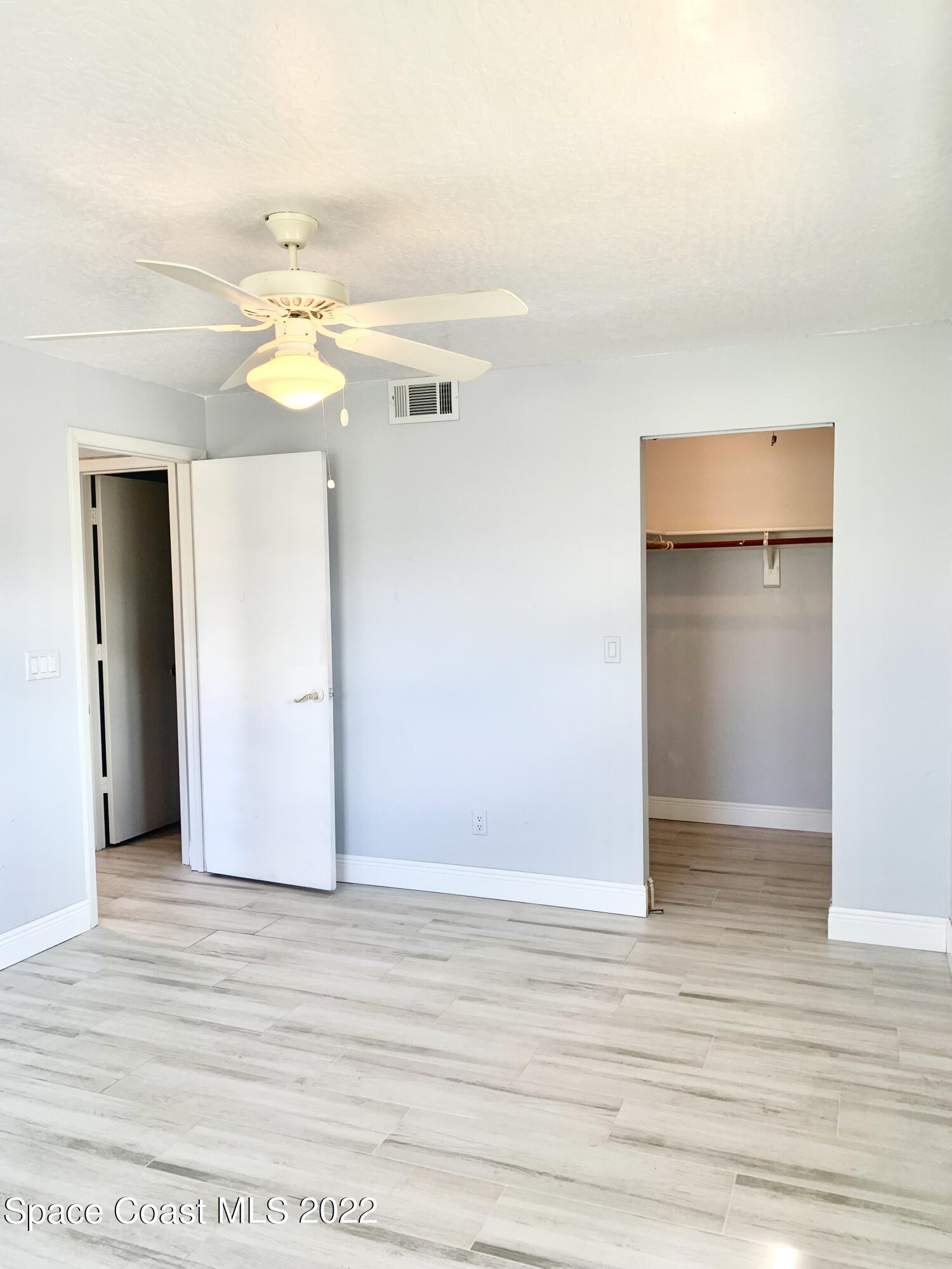 584 North Wickham Road, Unit 82 Melbourne, FL 32935 - Photo 10 of 43 a view of an empty room