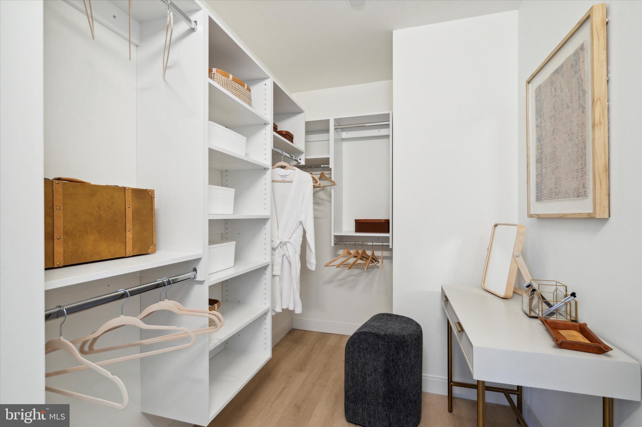 1-5 Dock Street, Unit 402 Philadelphia, PA 19106 - Photo 11 of 47