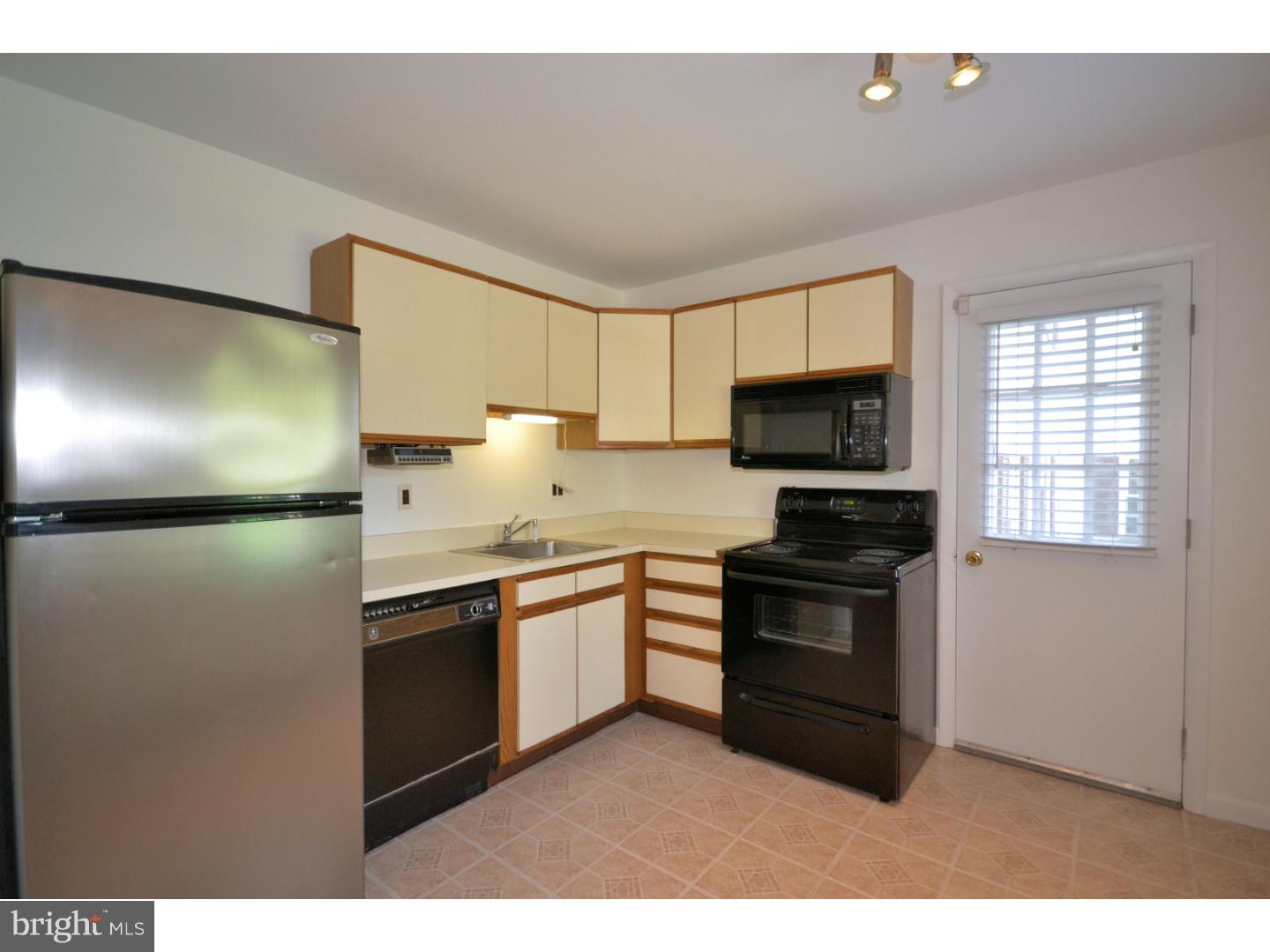 103 Deep Run Road, Unit B1 Dublin, PA 18917 - Photo 5 of 17 Gallery Image 5