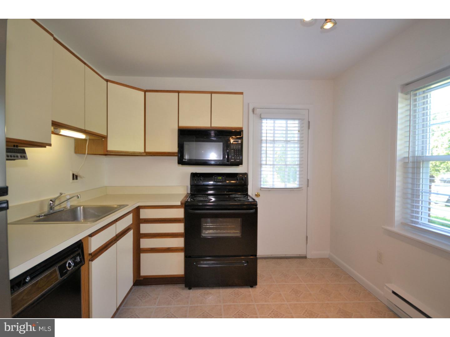 103 Deep Run Road, Unit B1 Dublin, PA 18917 - Photo 6 of 17 Gallery Image 6