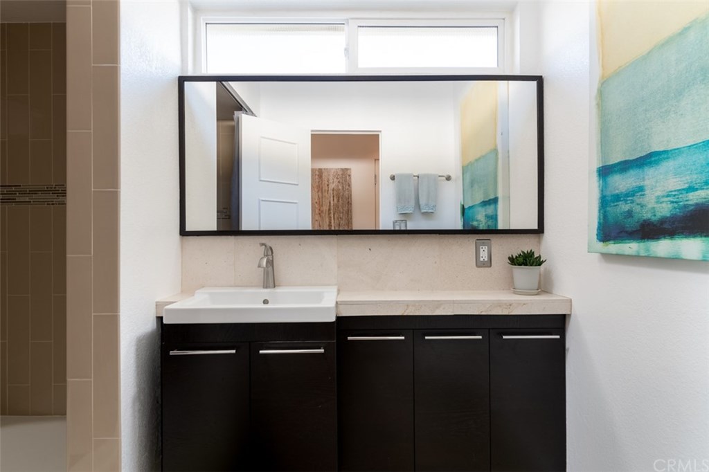 243 Walnut Street Newport Beach, CA 92663 - Photo 25 of 36