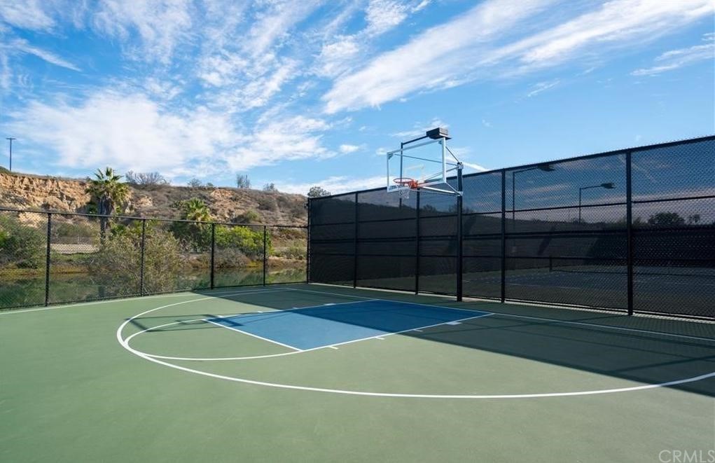 243 Walnut Street Newport Beach, CA 92663 - Photo 31 of 36