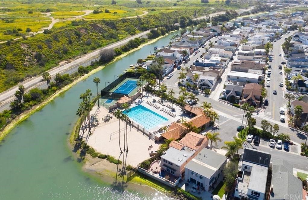 243 Walnut Street Newport Beach, CA 92663 - Photo 34 of 36