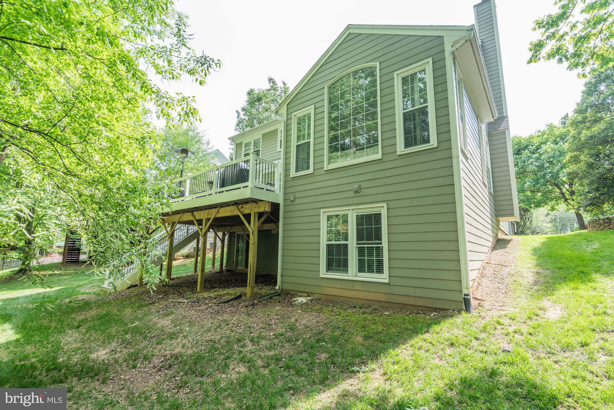 1111 Northwind Drive Reston, VA 20194 - Photo 27 of 30 Exterior Rear