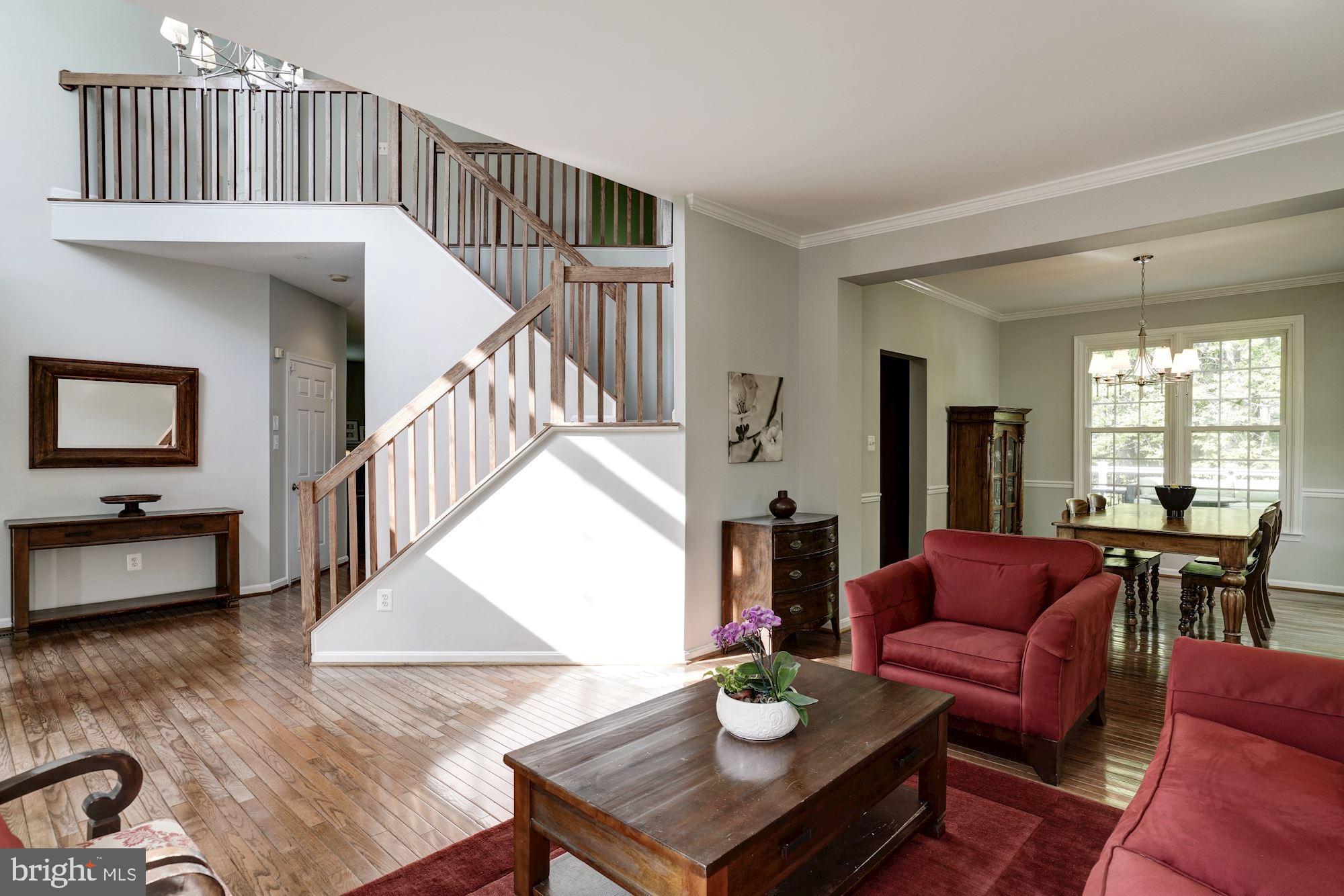 1111 Northwind Drive Reston, VA 20194 - Photo 8 of 30 Living Room