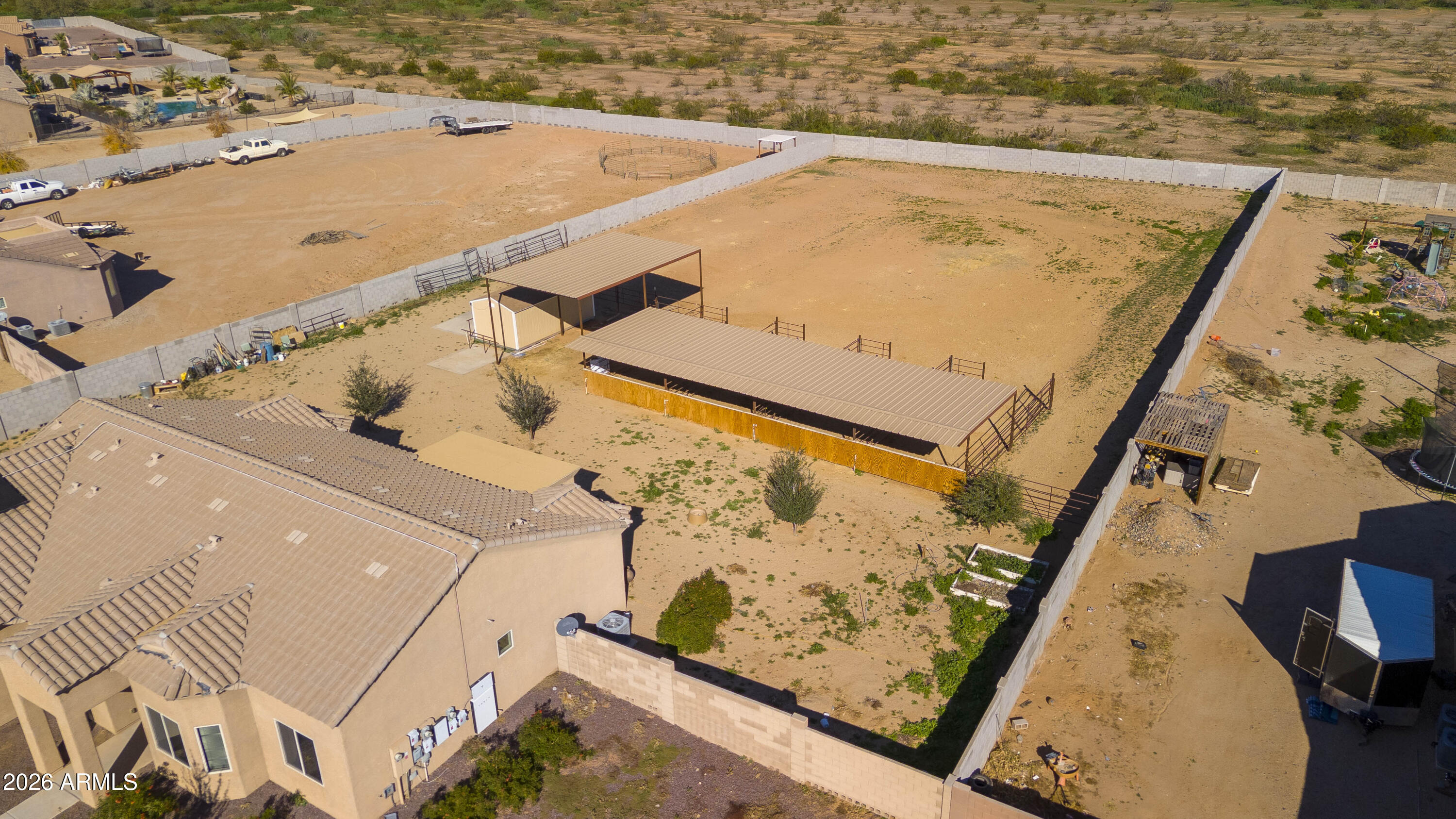 28621 North Bush Street Wittmann, AZ 85361 - Photo 8 of 41