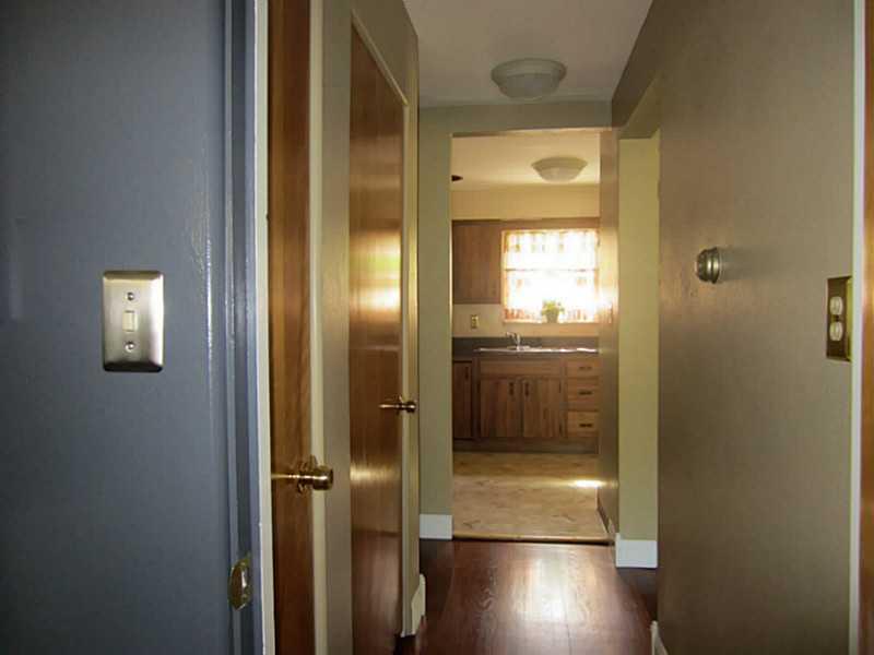 3492 Evergreen Road Pittsburgh, PA 15237 - Photo 17 of 24 1st Floor Plan. Double closets on main level