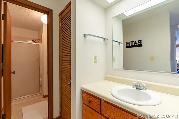 $180,000 | 178 Lone Oak Point, Unit 3, Sunrise Beach, MO 65079