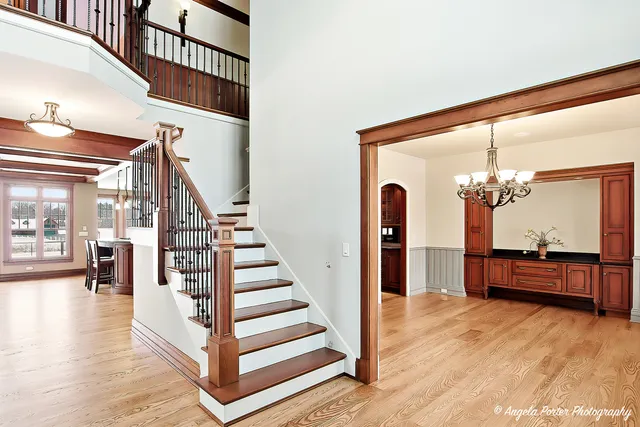 $1,350,000 | 2810 Oak Ridge Road, Crystal Lake, IL 60012