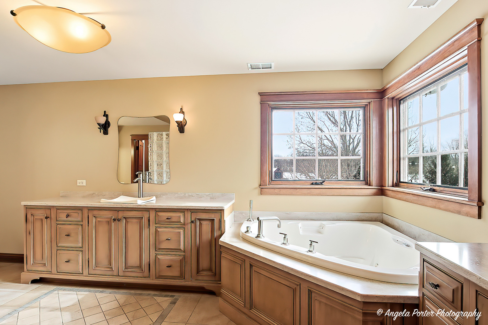 2810 Oak Ridge Road Crystal Lake, IL 60012 - Photo 27 of 55