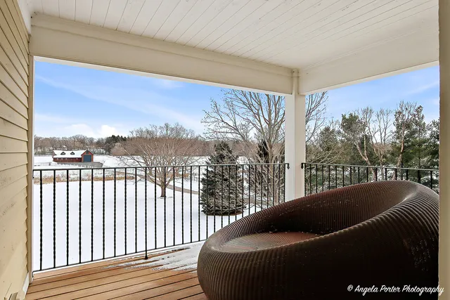 $1,350,000 | 2810 Oak Ridge Road, Crystal Lake, IL 60012