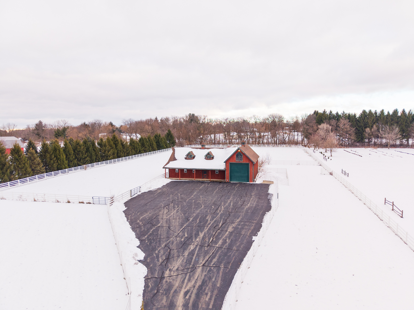 2810 Oak Ridge Road Crystal Lake, IL 60012 - Photo 5 of 55