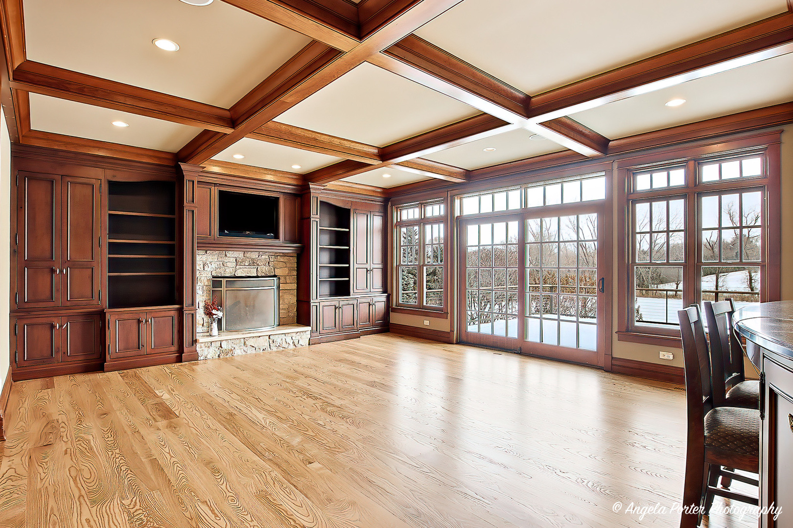 2810 Oak Ridge Road Crystal Lake, IL 60012 - Photo 7 of 55