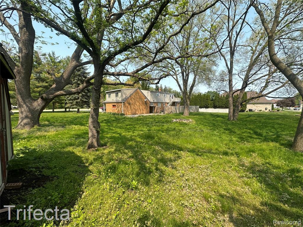 23930 21 Mile Road Macomb, MI 48042 - Photo 2 of 15