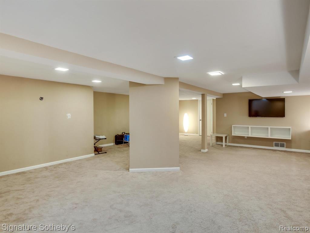 43805 Hanford Road Canton, MI 48187 - Photo 18 of 28