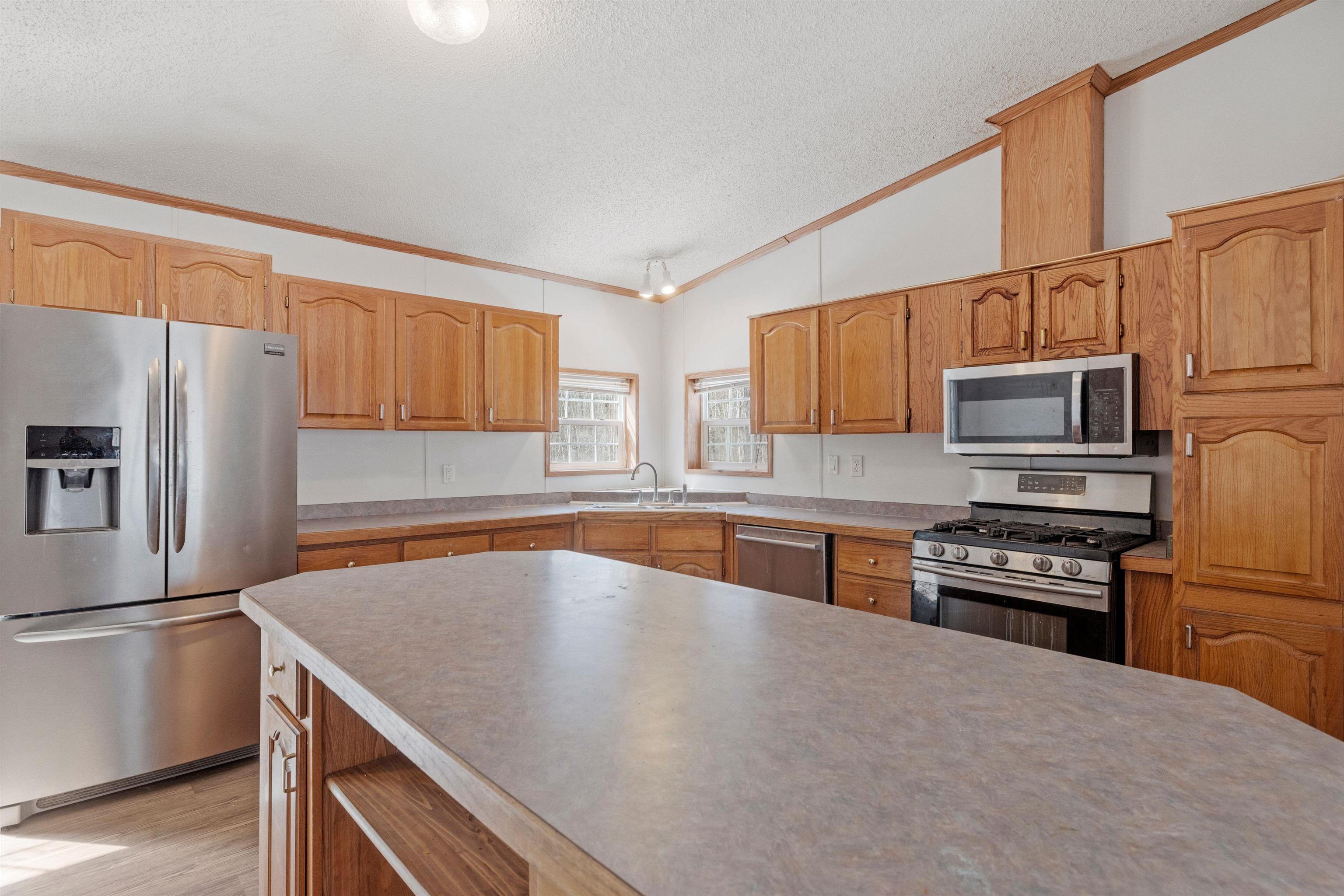 248 N Road Barnstead, NH 03225 - Photo 13 of 41