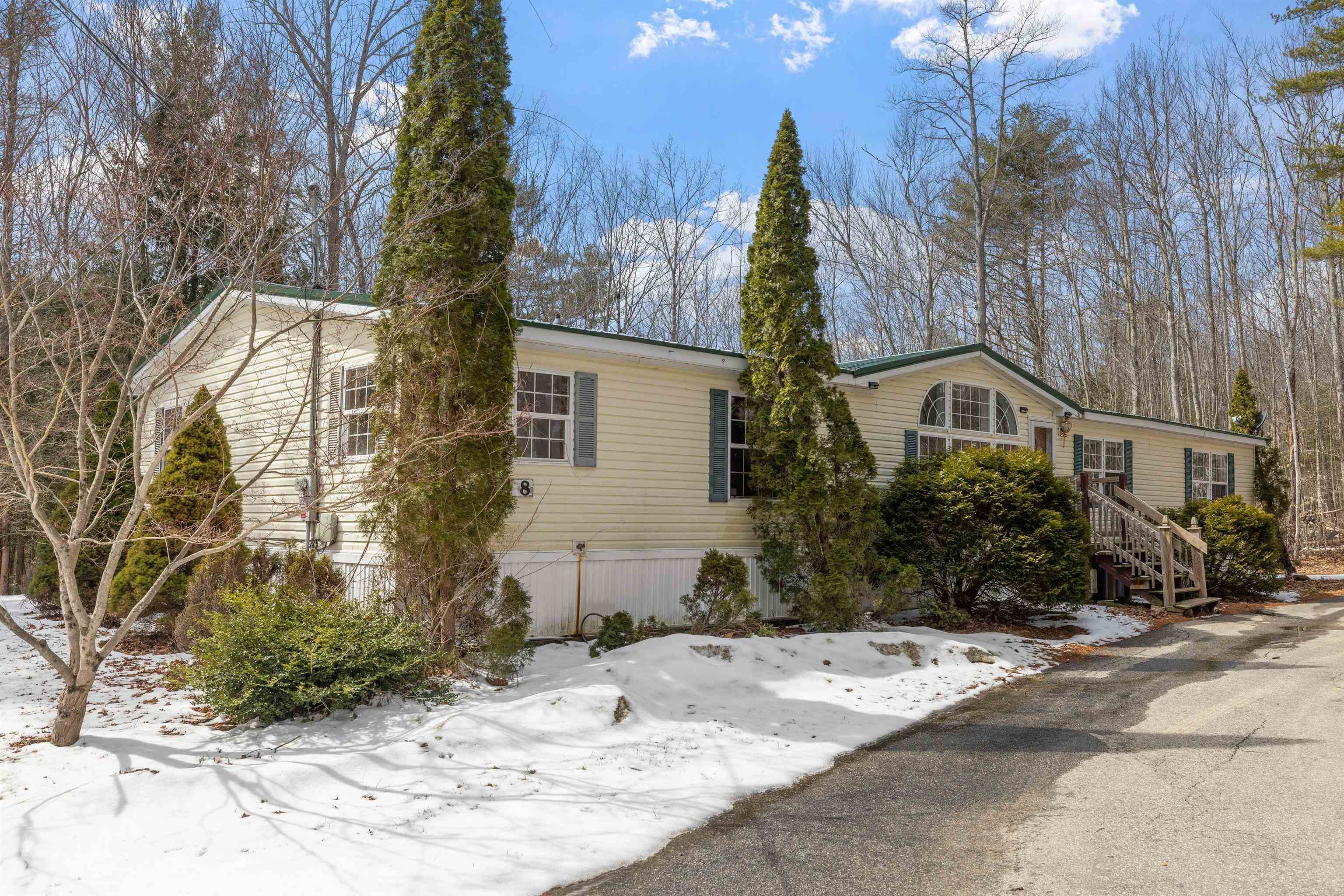 248 N Road Barnstead, NH 03225 - Photo 2 of 41