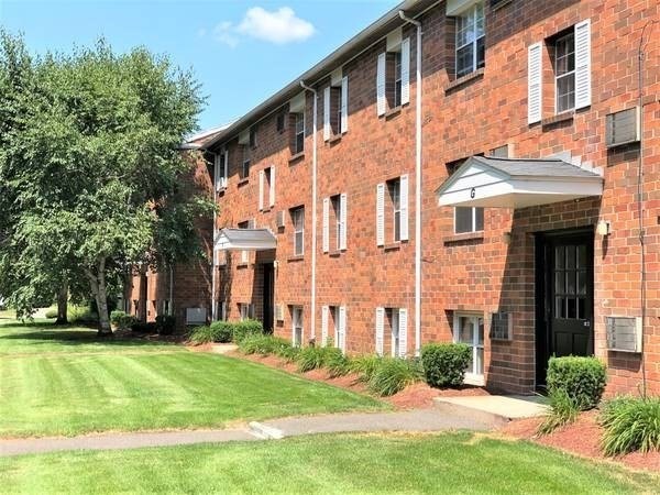 265 New Ludlow Road, Unit C4 Chicopee, MA 01020 - Photo 13 of 14 Gallery Image 13