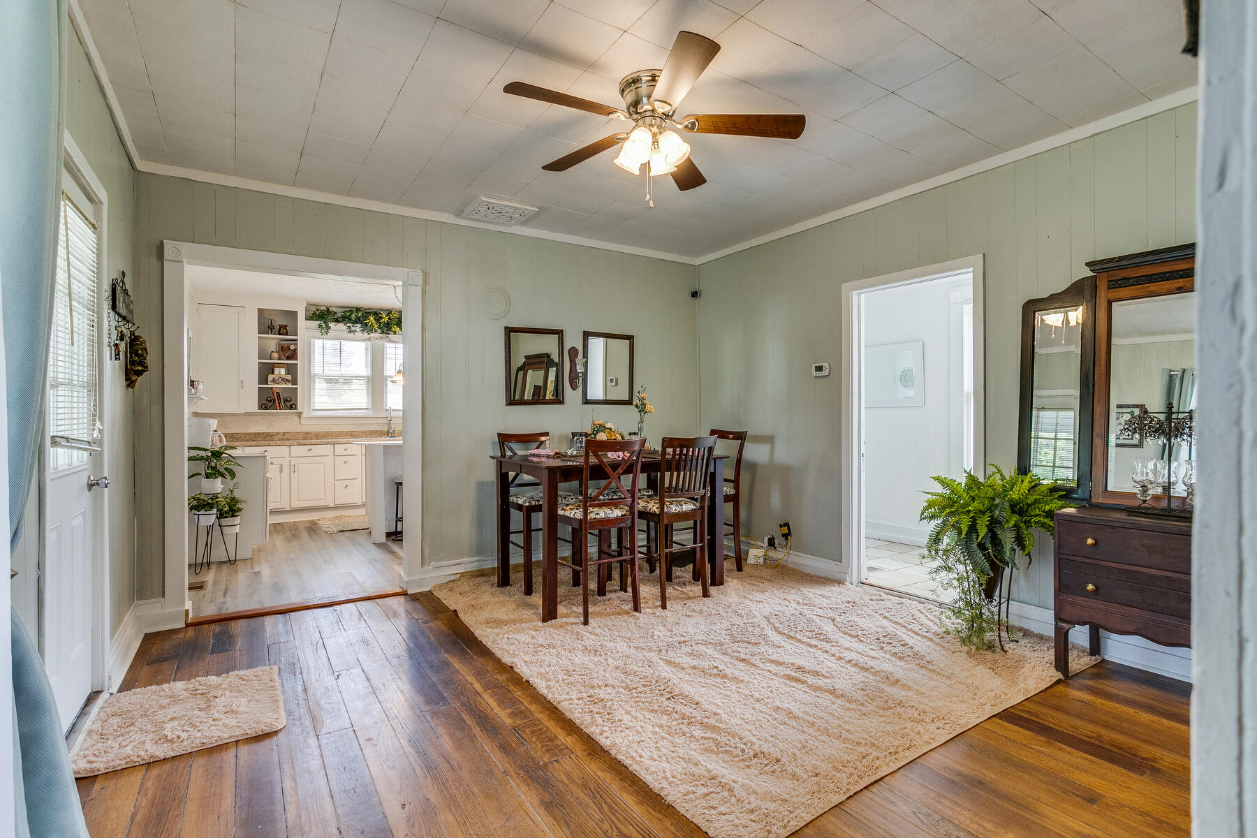 388 Glendale Road Limestone, TN 37681 - Photo 19 of 70 017