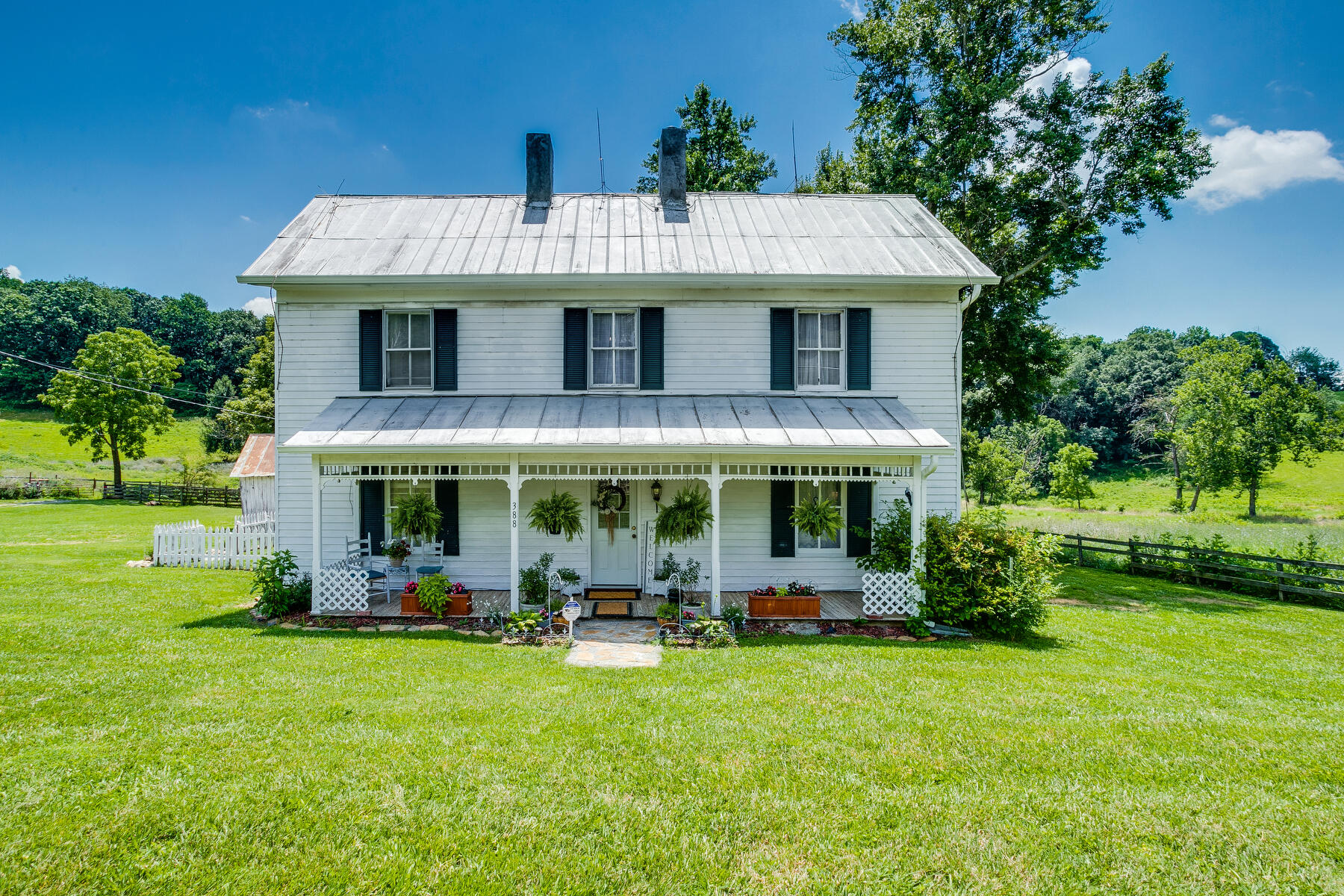 388 Glendale Road Limestone, TN 37681 - Photo 3 of 70 001