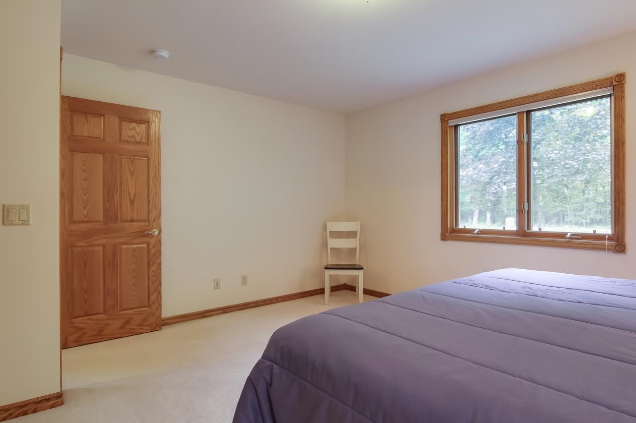 5886 Rennie View Traverse City, MI 49696 - Photo 18 of 41 1901557-17.JPG