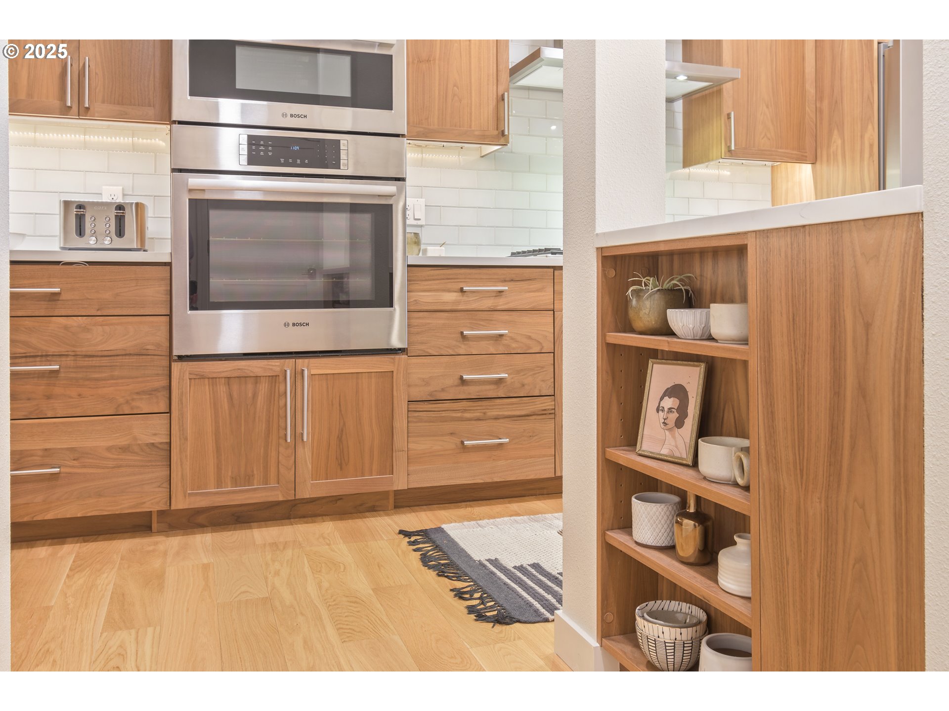 1600 Pearl Street, Unit 305 Eugene, OR 97401 - Photo 15 of 46 a view of an empty room