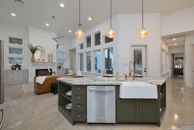 $729,000 | 303 Private Road 1733, Mico, TX 78056