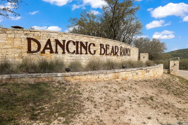 $729,000 | 303 Private Road 1733, Mico, TX 78056